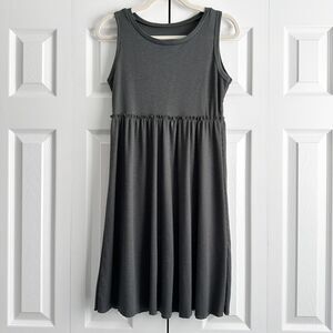 Women's Dress Green Size M Sleeveless Ribbed Knee-Length